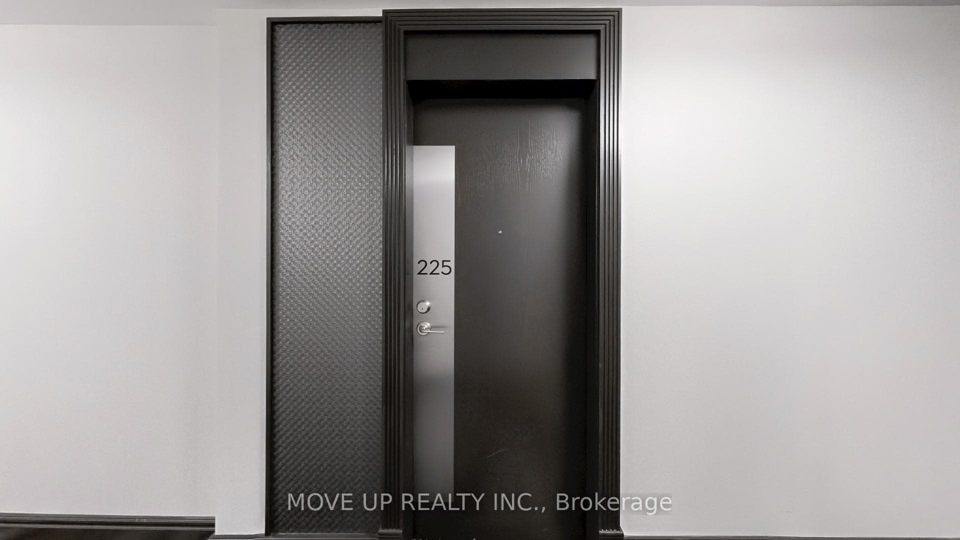 3 Ellesmere Street Unit 225 photo 30