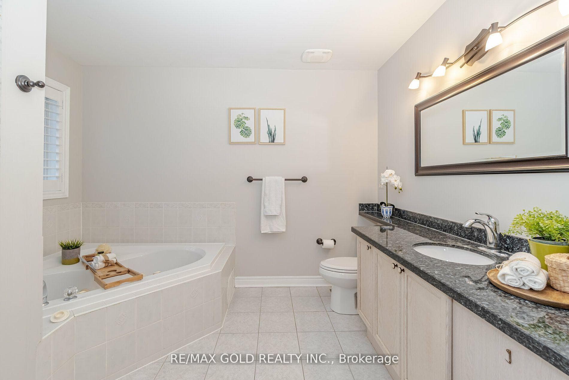 59 Royal Valley Drive photo 21