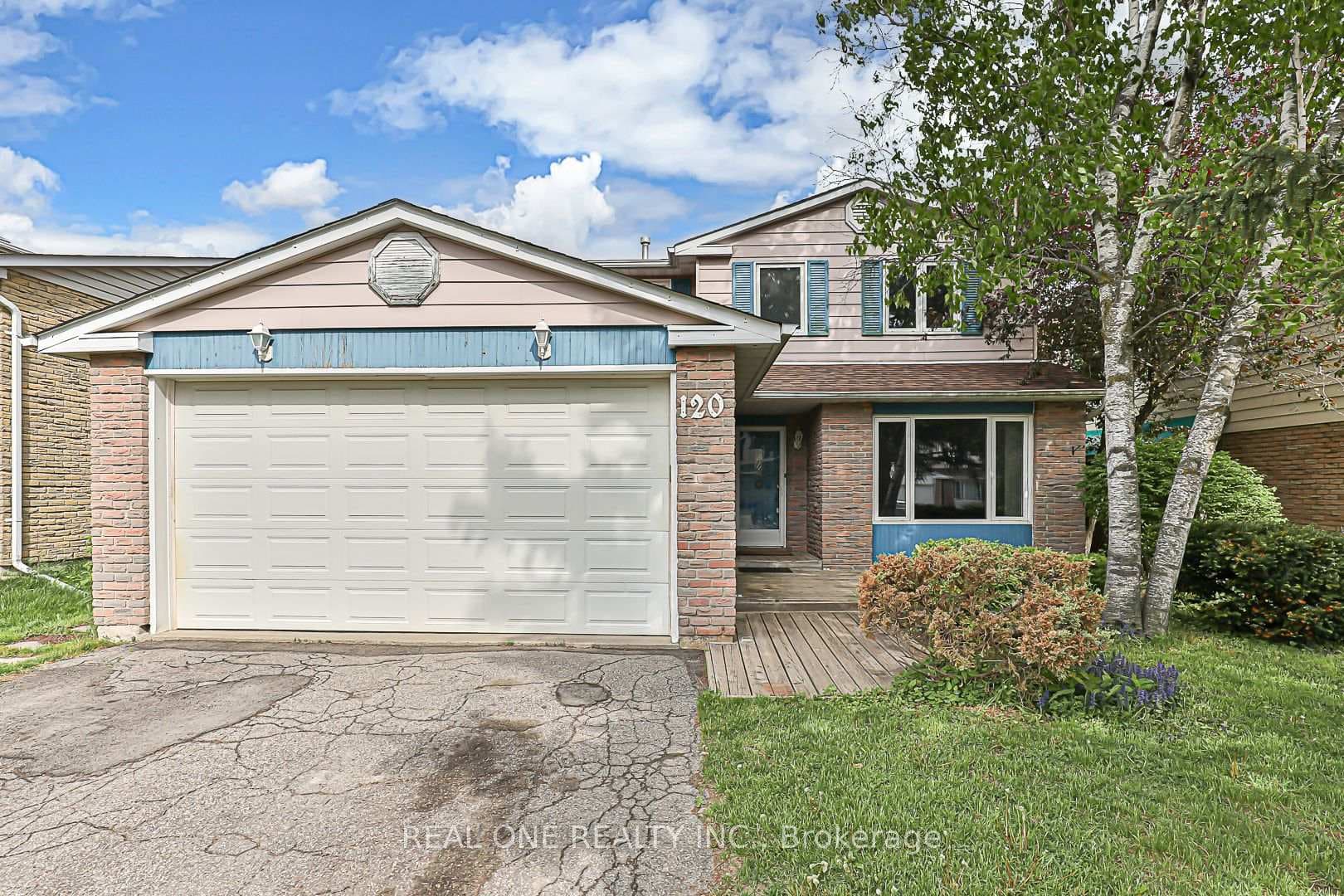 120 Lowe Boulevard photo 1