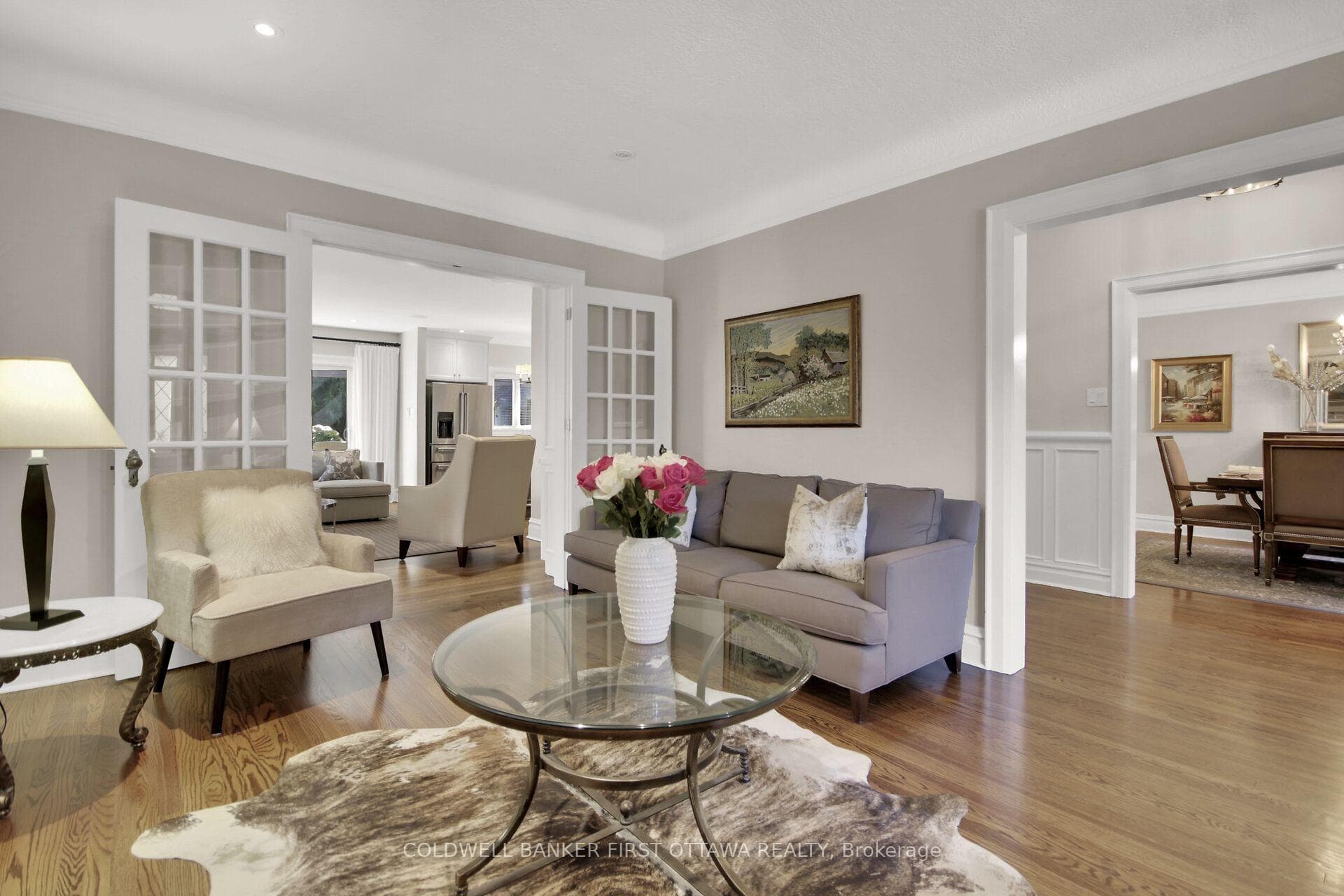 381 Huron Avenue photo 4