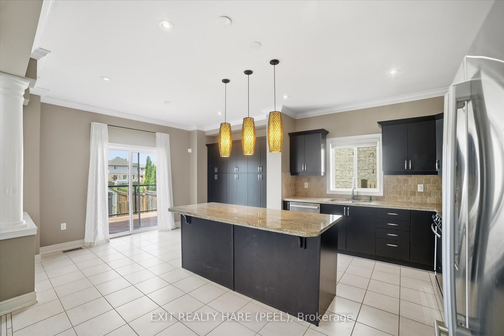 174 Irwin Avenue photo 19