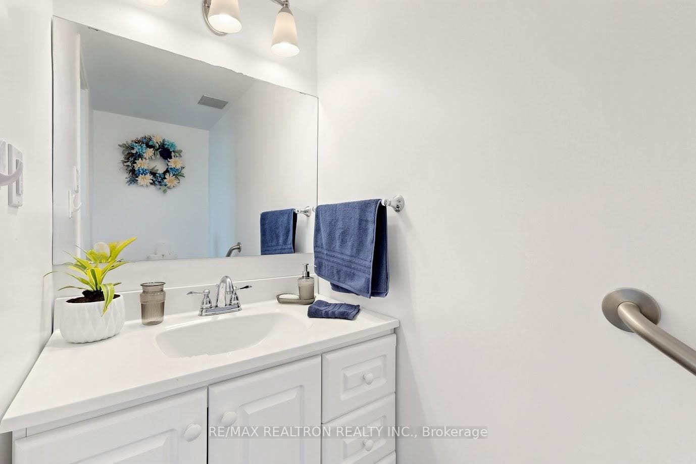 2365 Kennedy Road Unit 505 photo 22