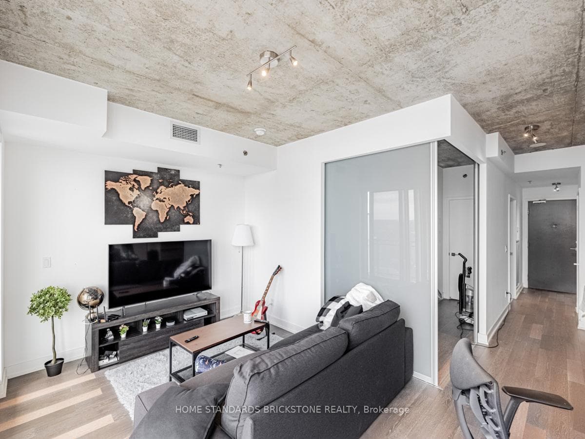 20 Minowan Miikan Lane Unit 1510 photo 14