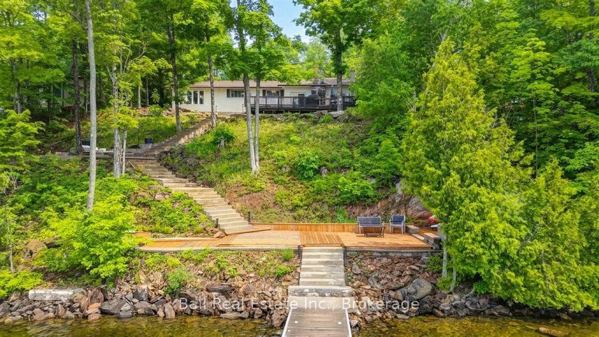 611 Skene Road photo 1