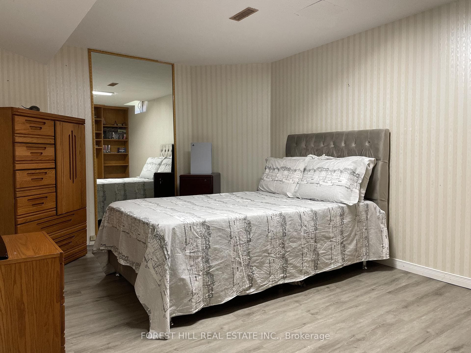 176 Golfview Road photo 17
