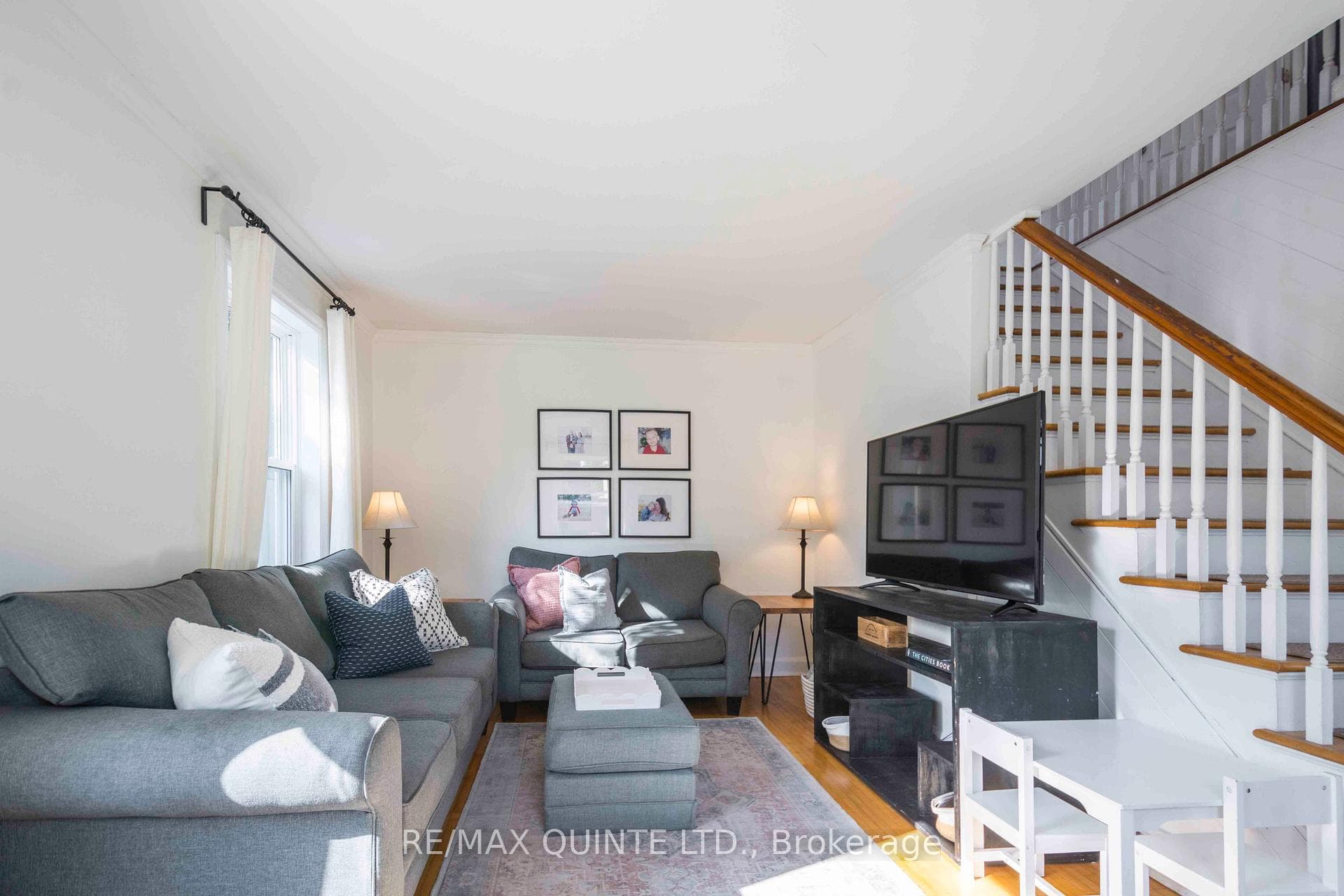 174 Burnham Street photo 5