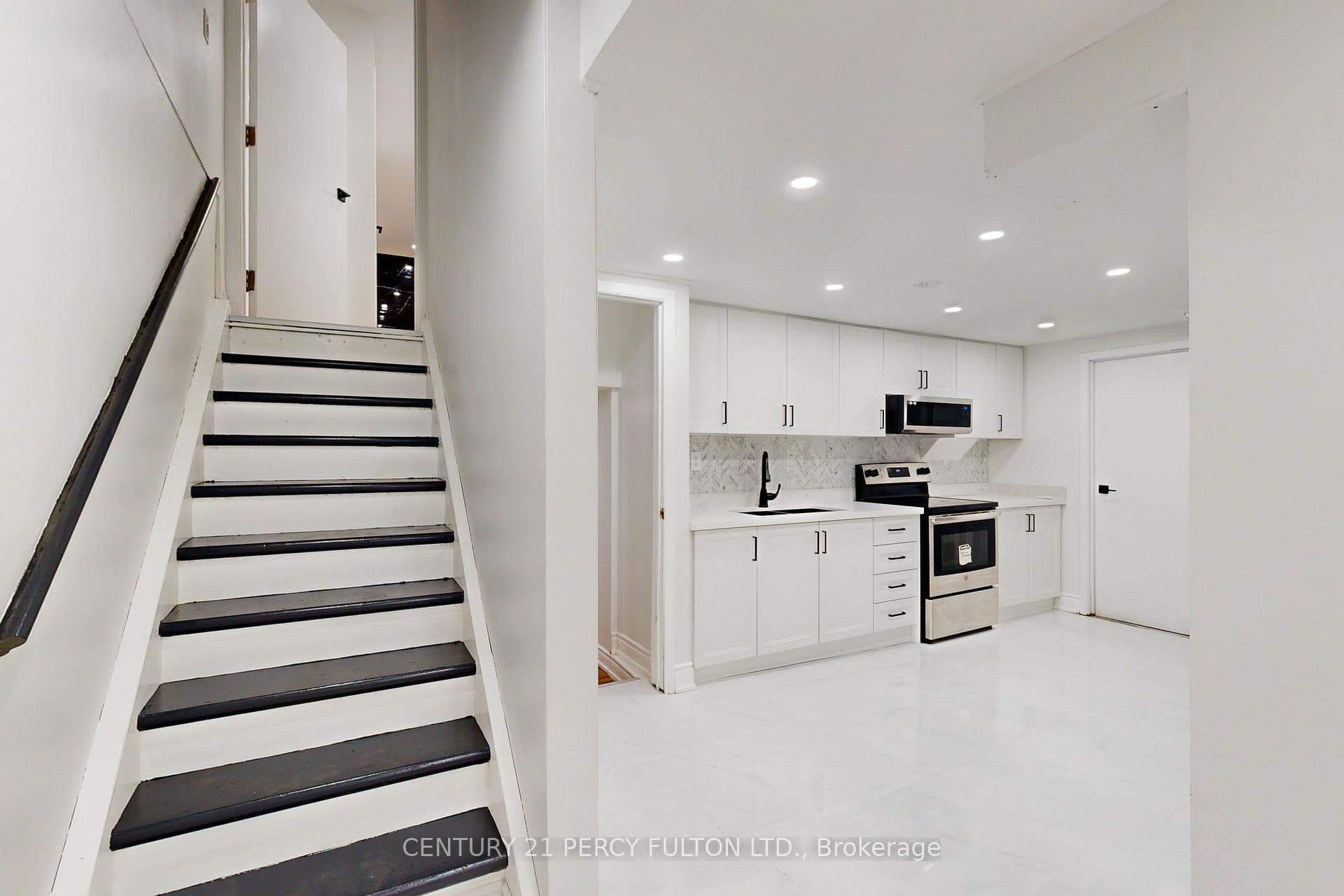 78 Agincourt Drive photo 26