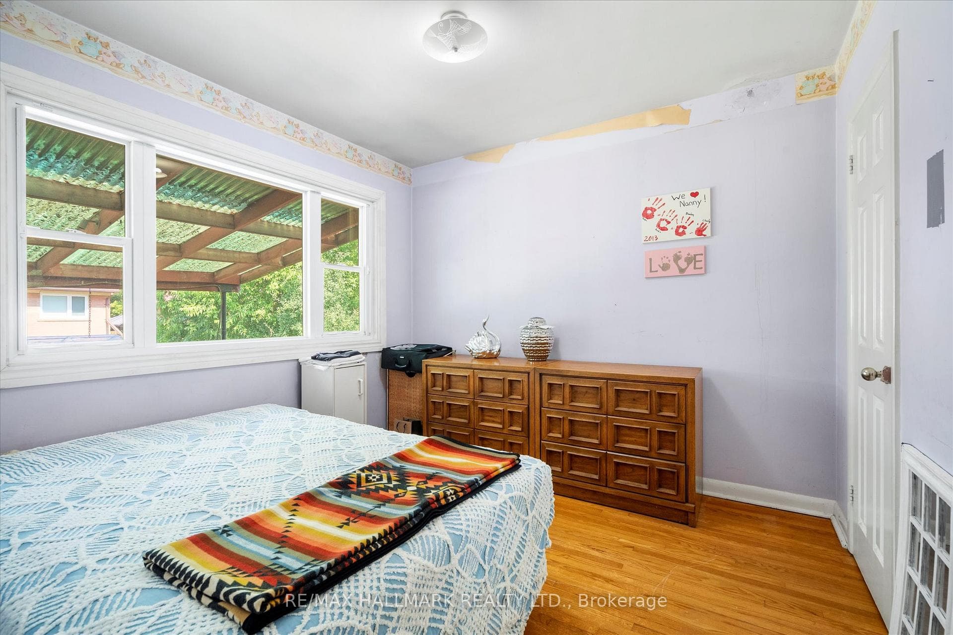 1211 Ogden Avenue photo 21