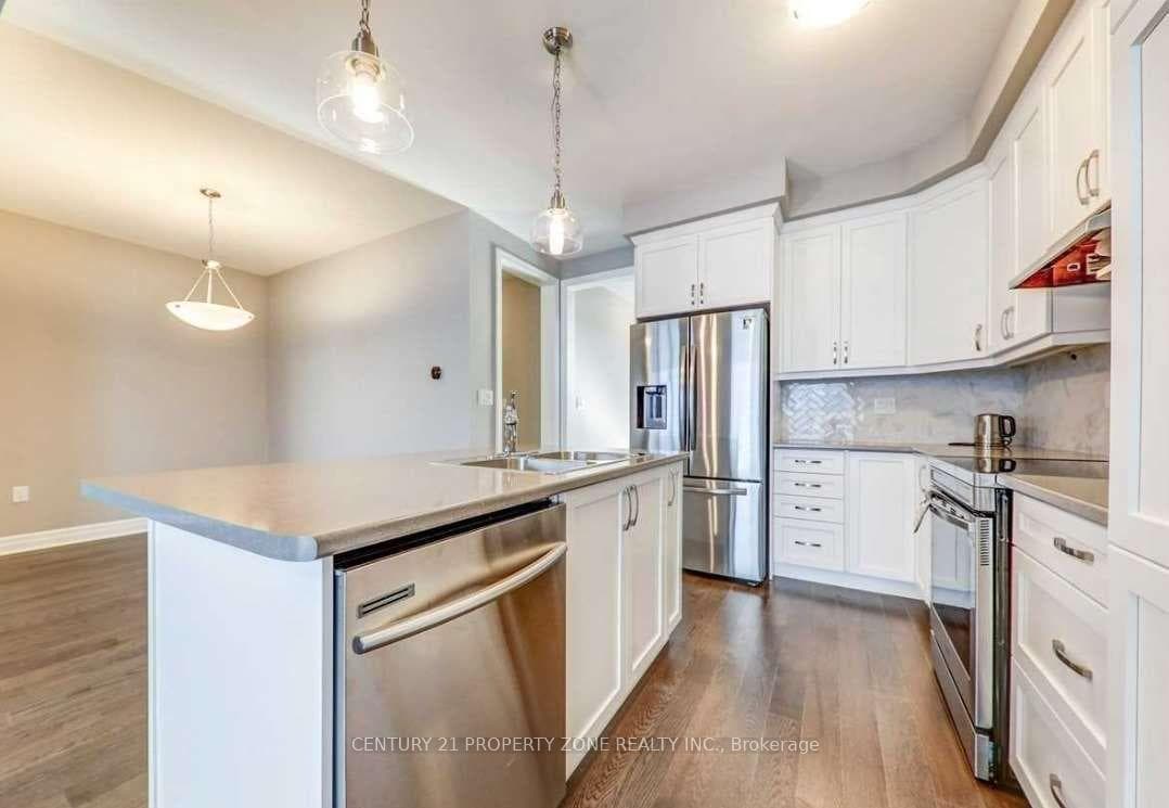 417 Gordon Krantz Avenue photo 8