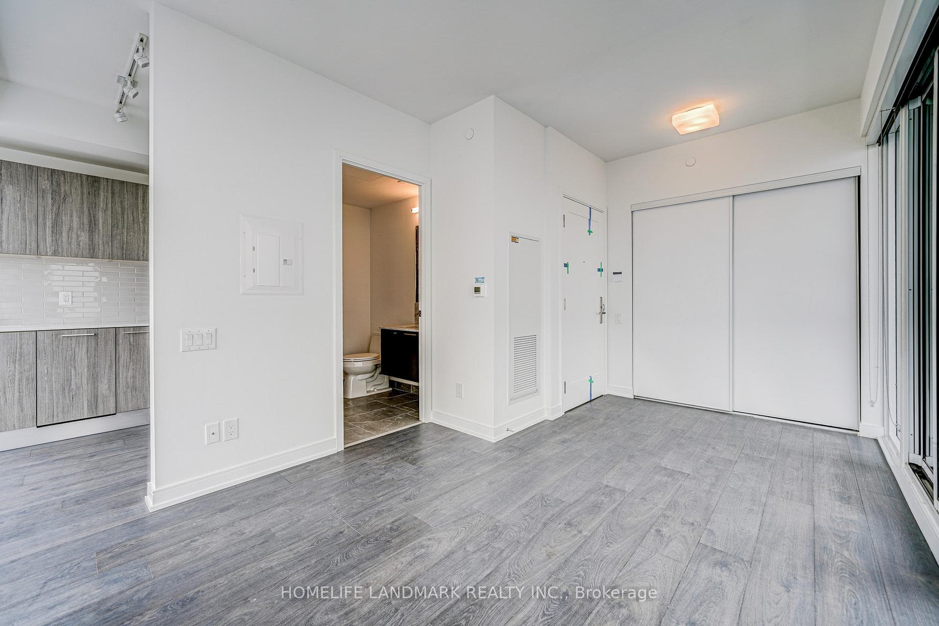 3 Gloucester Street Unit 3001 photo 4