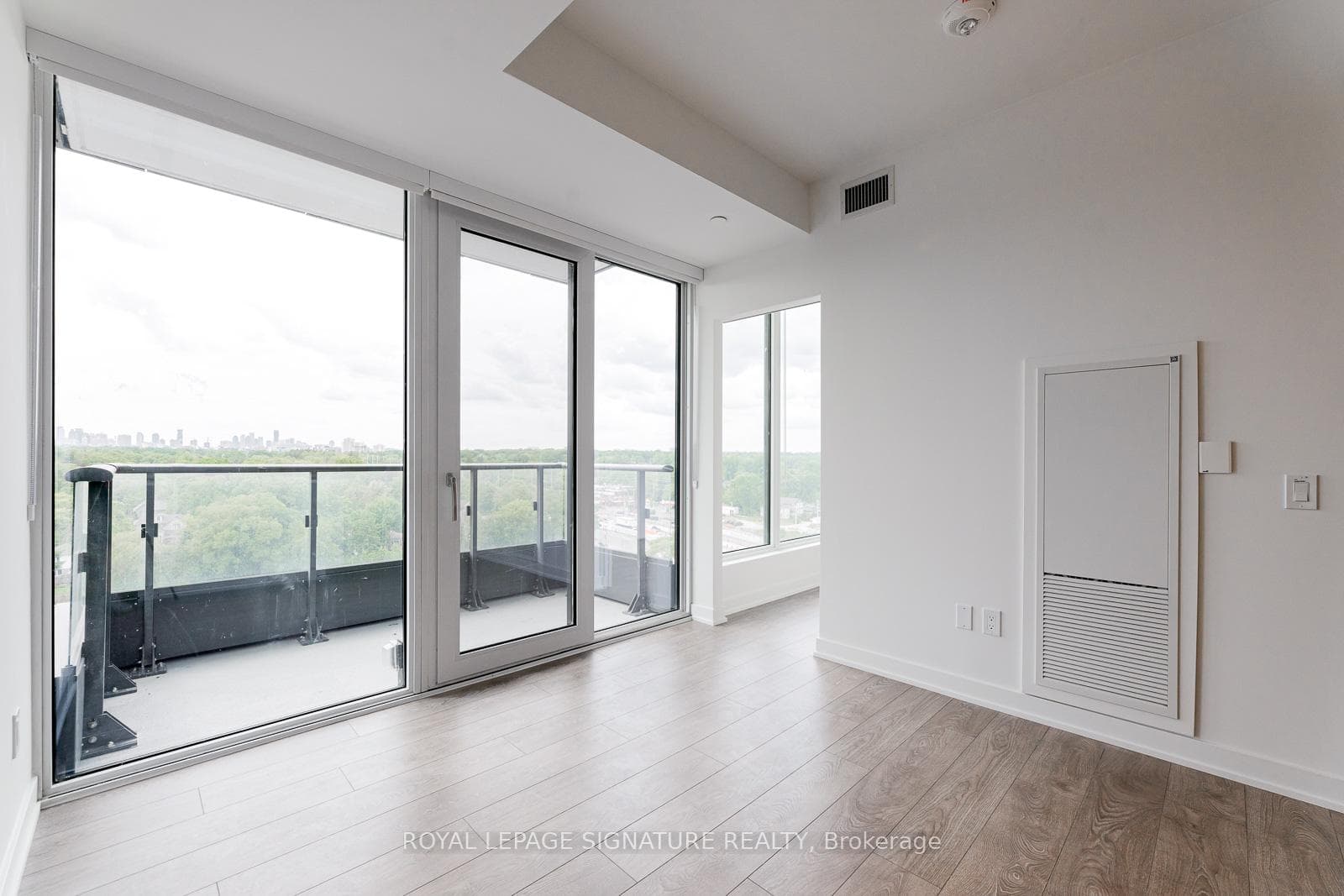 28 Ann Street Unit 916 photo 11