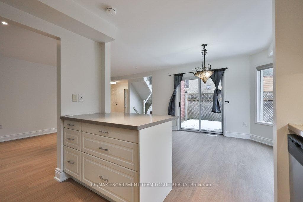 1150 Skyview Drive Unit 91 photo 19