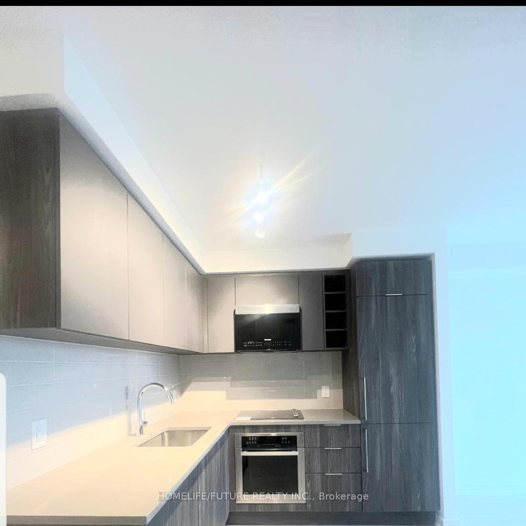 2033 Kennedy Road Unit 715 photo 9