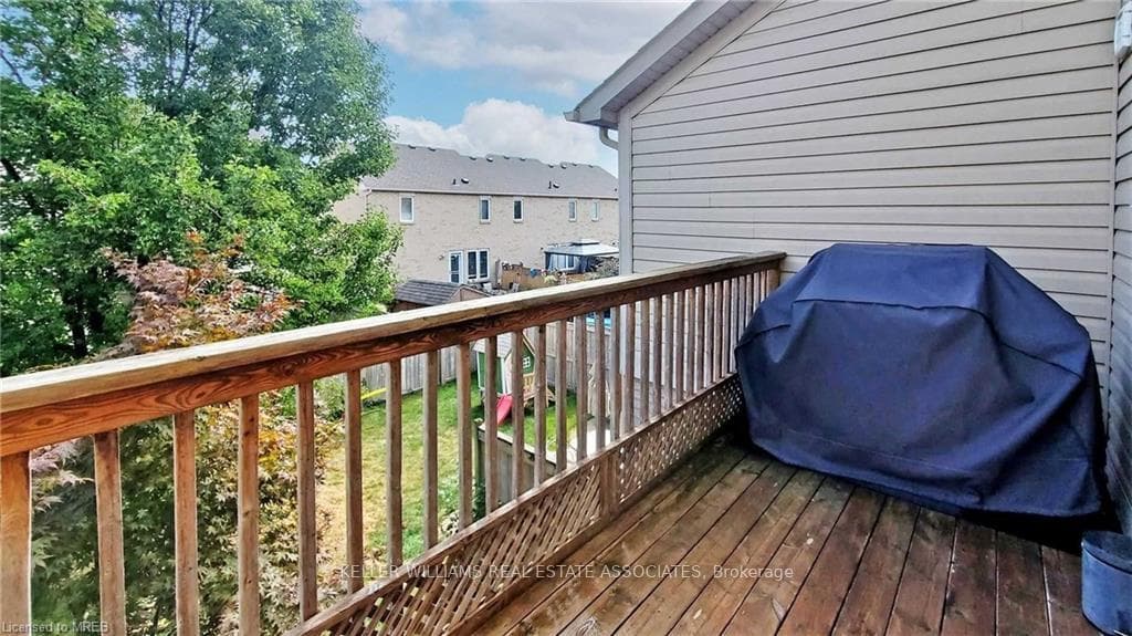 2106 Glenhampton Road photo 39