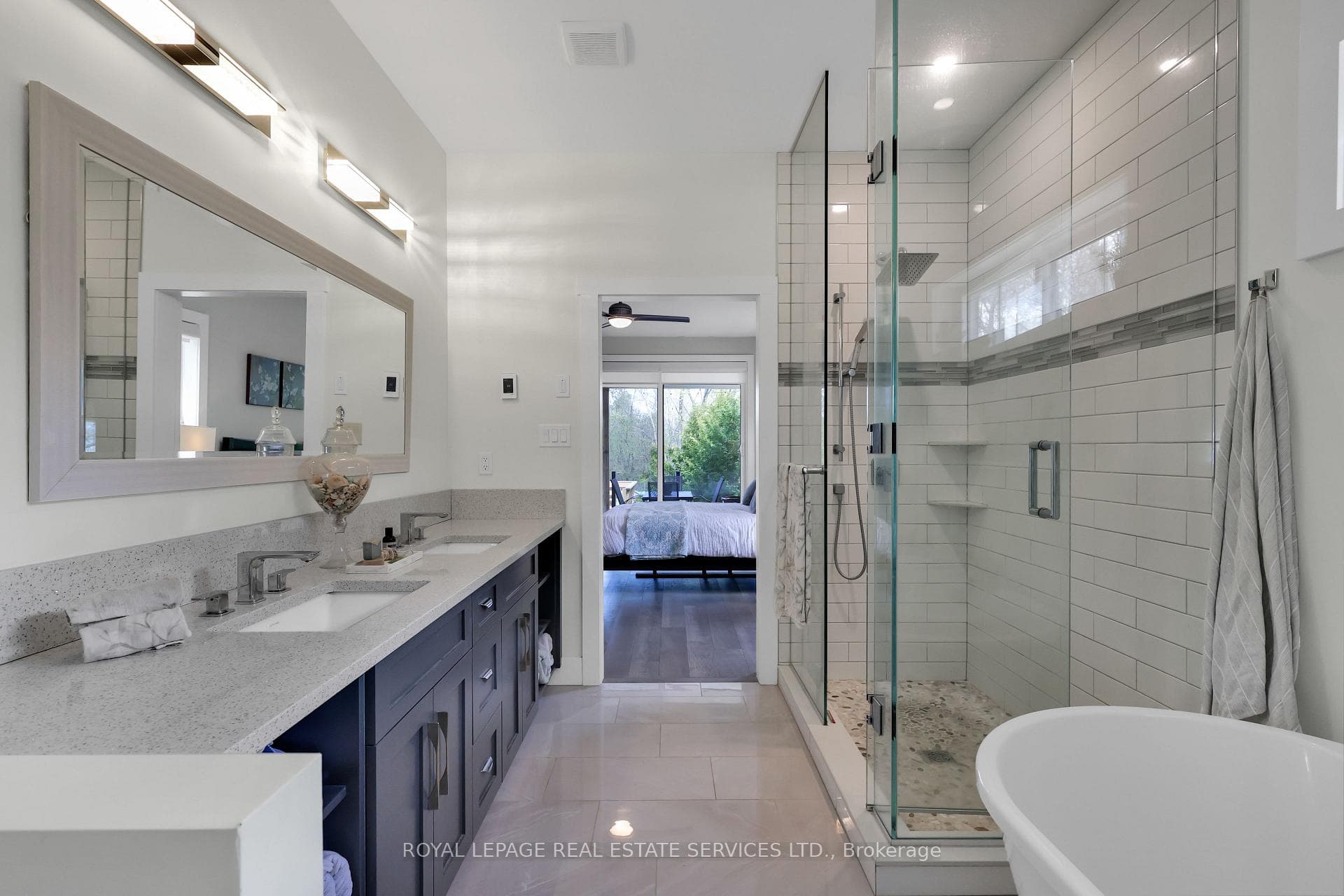 131 Glenlake Boulevard photo 30