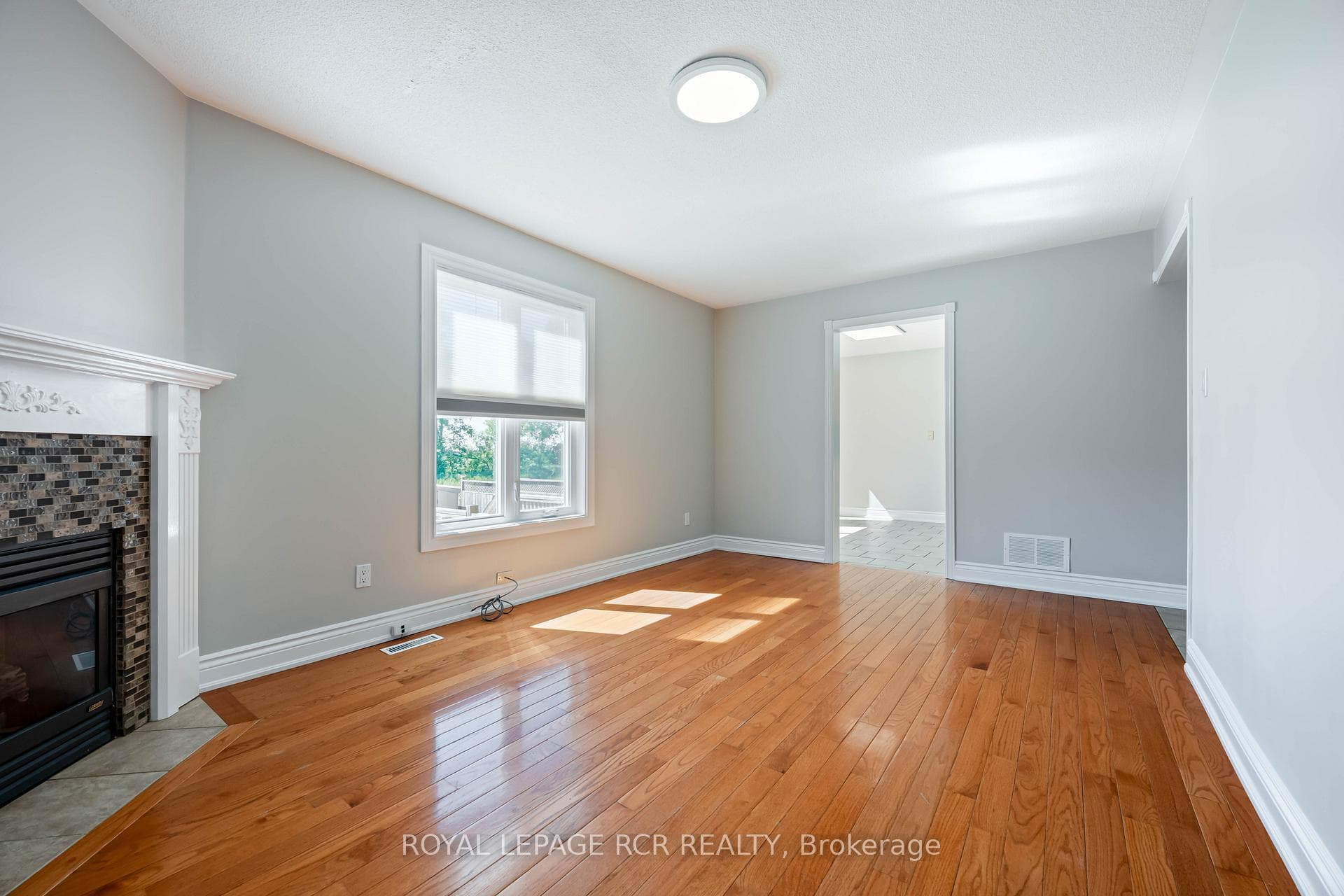 367 Marshall Crescent photo 20