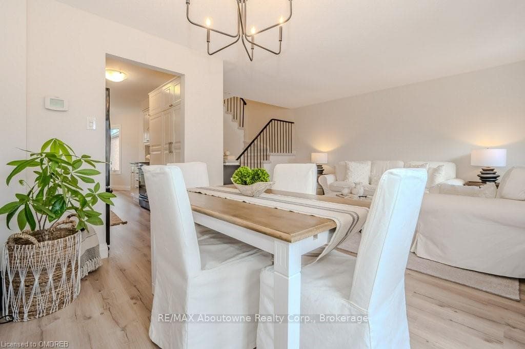 1274 BARBERRY N/A photo 6