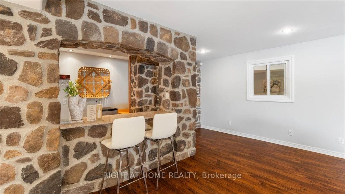 Wet Bar