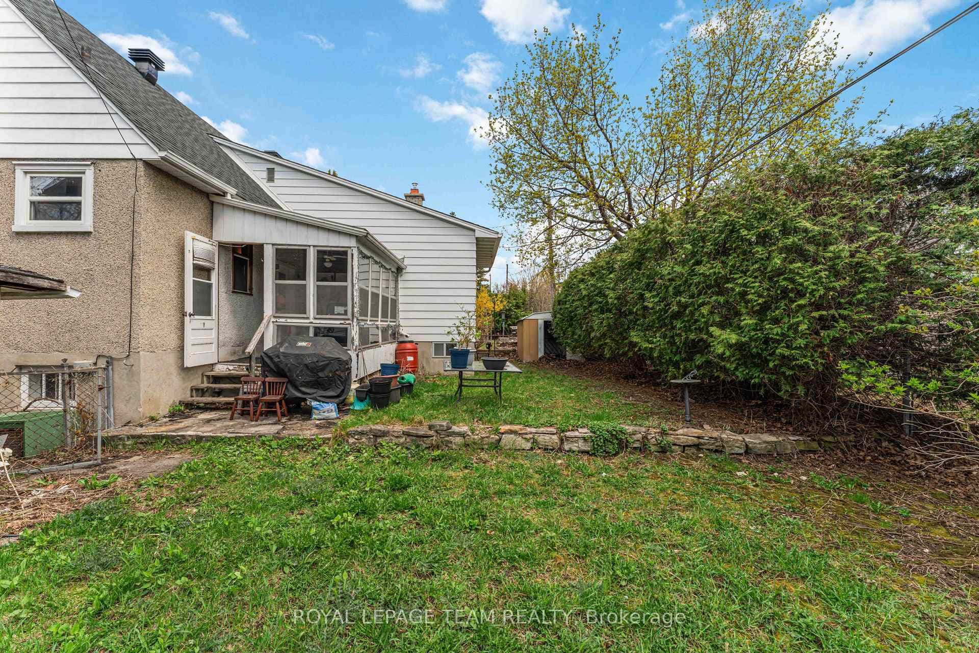 1272 Livingstone Avenue photo 41