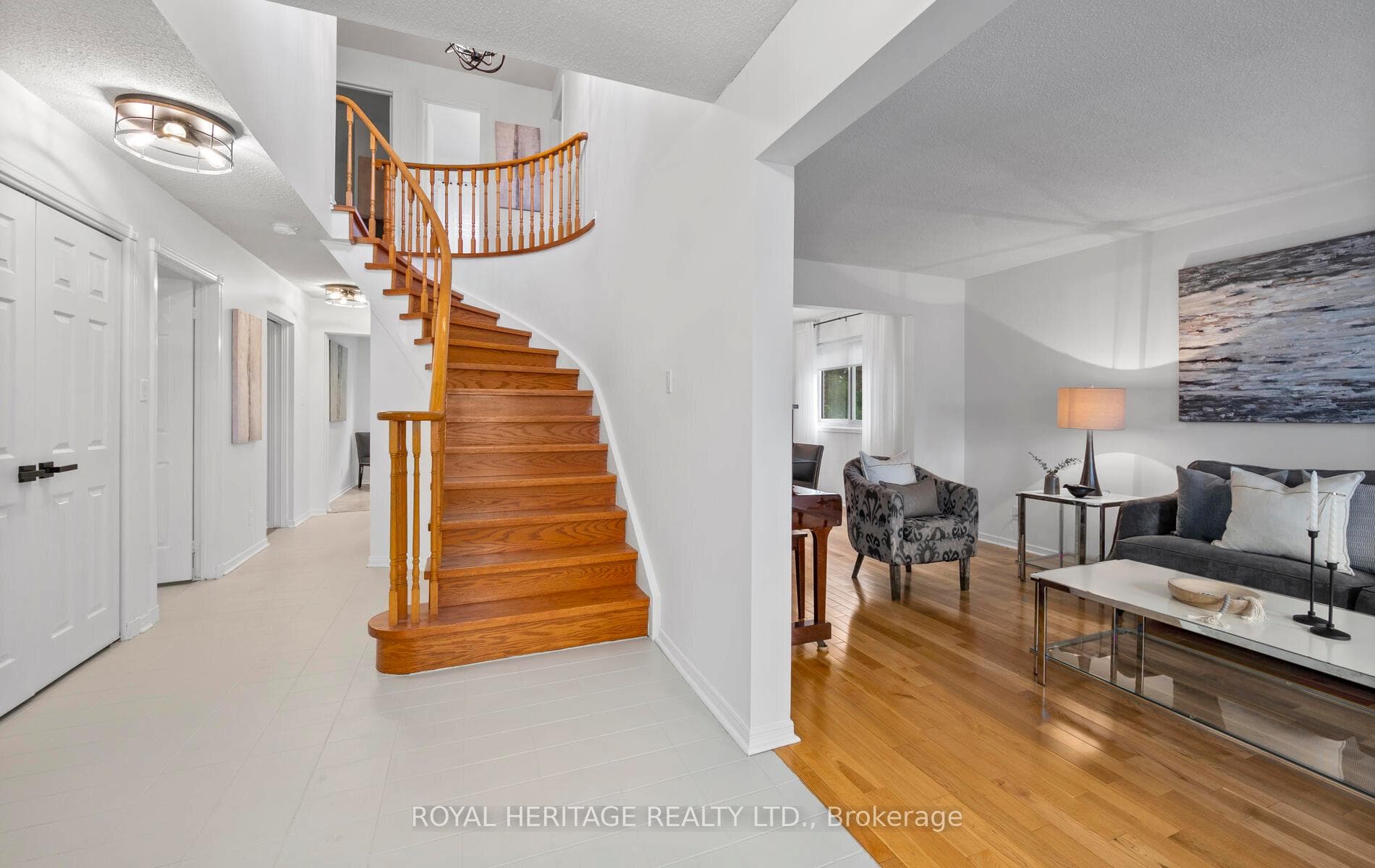 446 Broadgreen Street photo 7