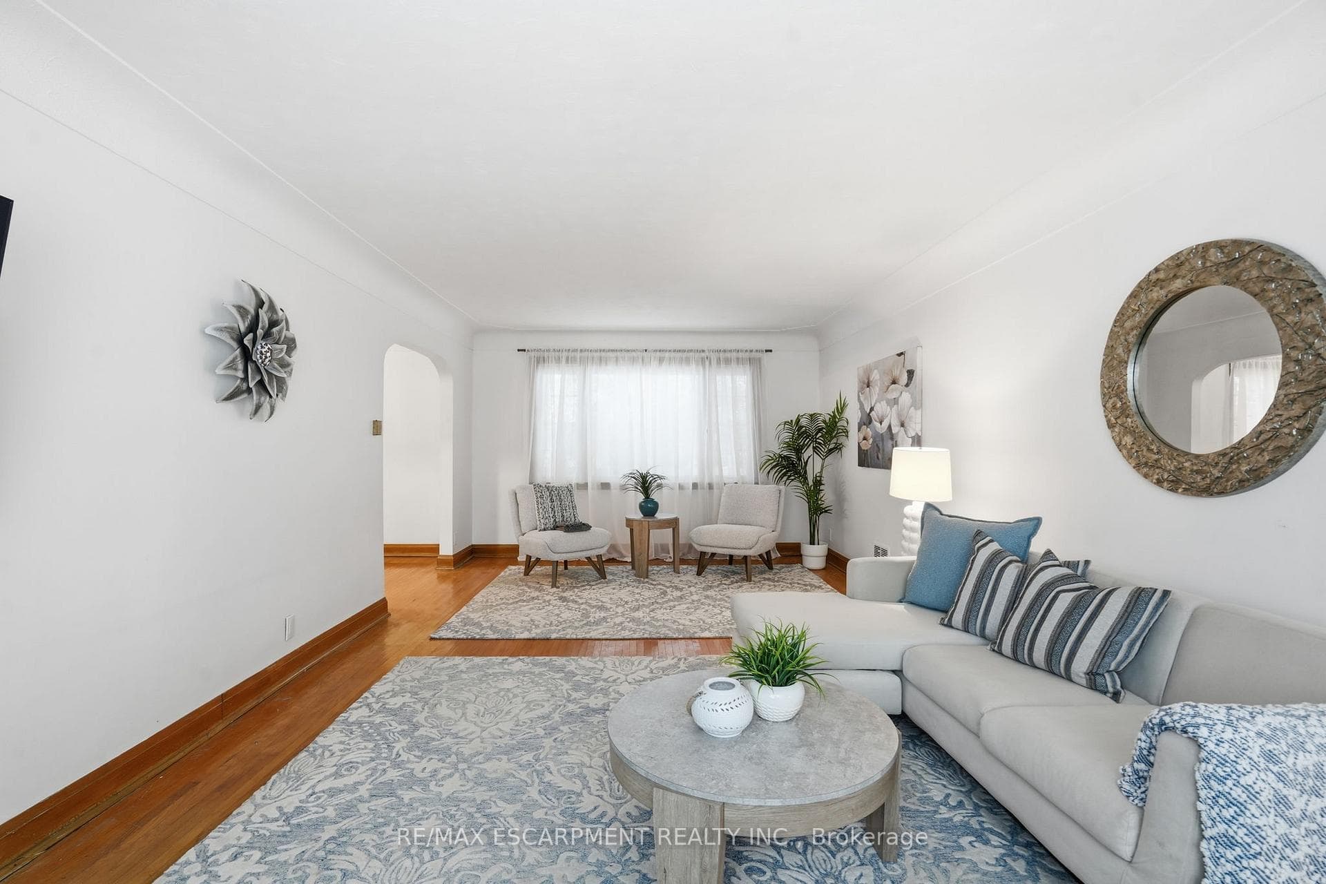 170 Dufferin Street photo 10