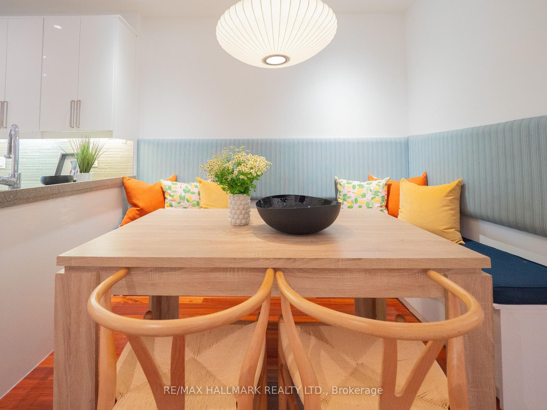 56 Victor Avenue photo 11