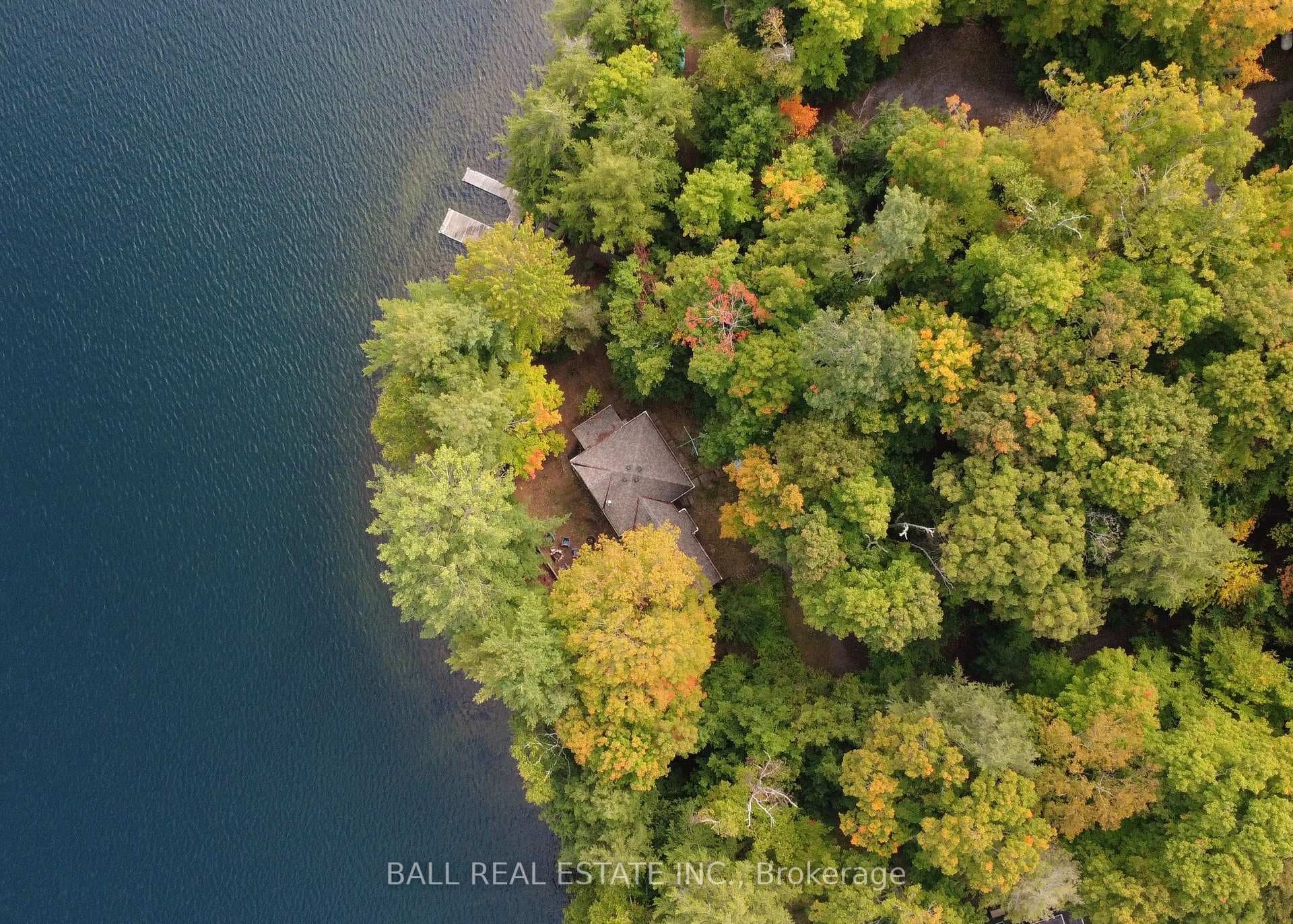 551 Renwick Road photo 2