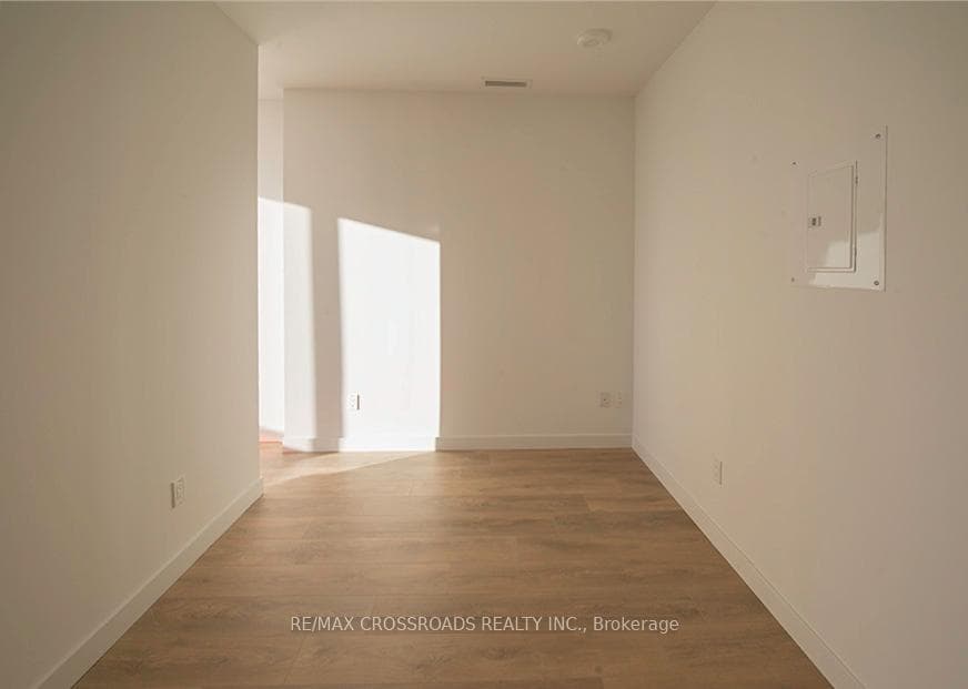 215 Queen Street Unit 2503 photo 6