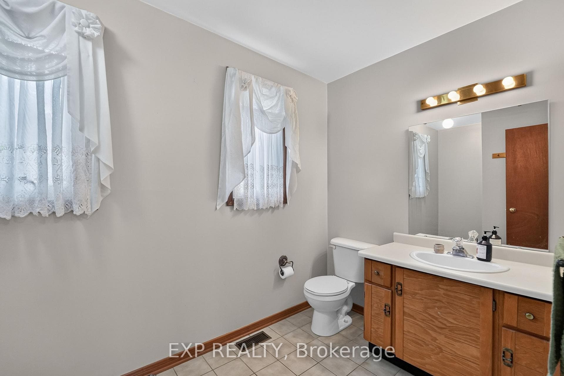 38 Farmington Drive photo 20
