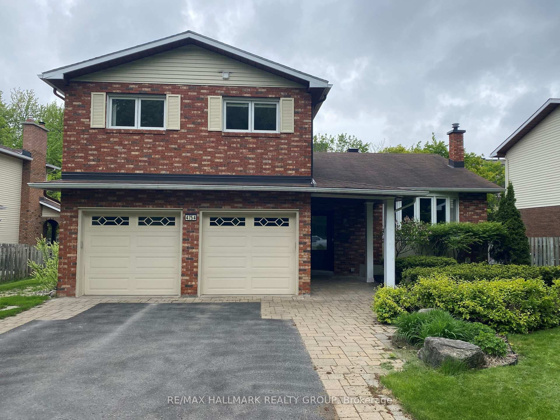 4754 Donovan Court photo 2