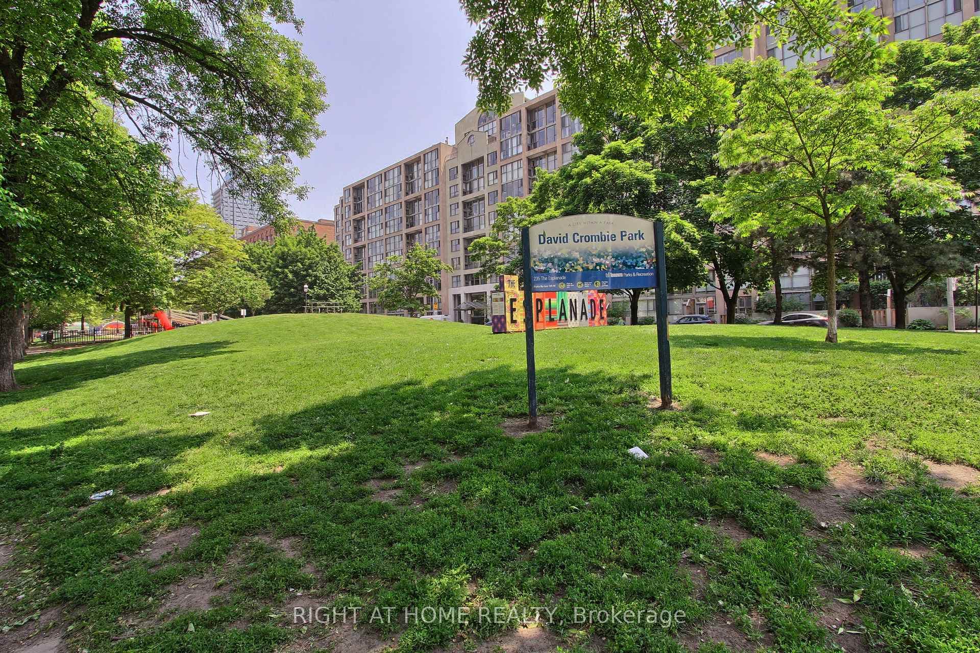 70 Princess Street Unit 312 B E photo 25