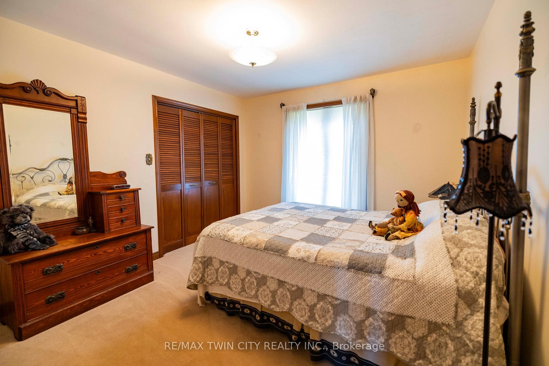 7 KIMBERLEY Road photo 30