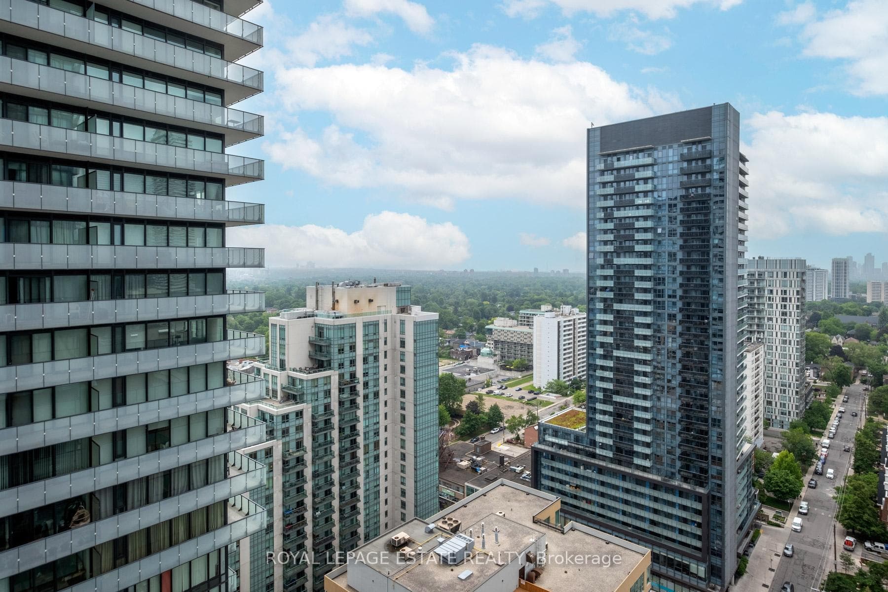 161 Roehampton Avenue Unit 2607 photo 15