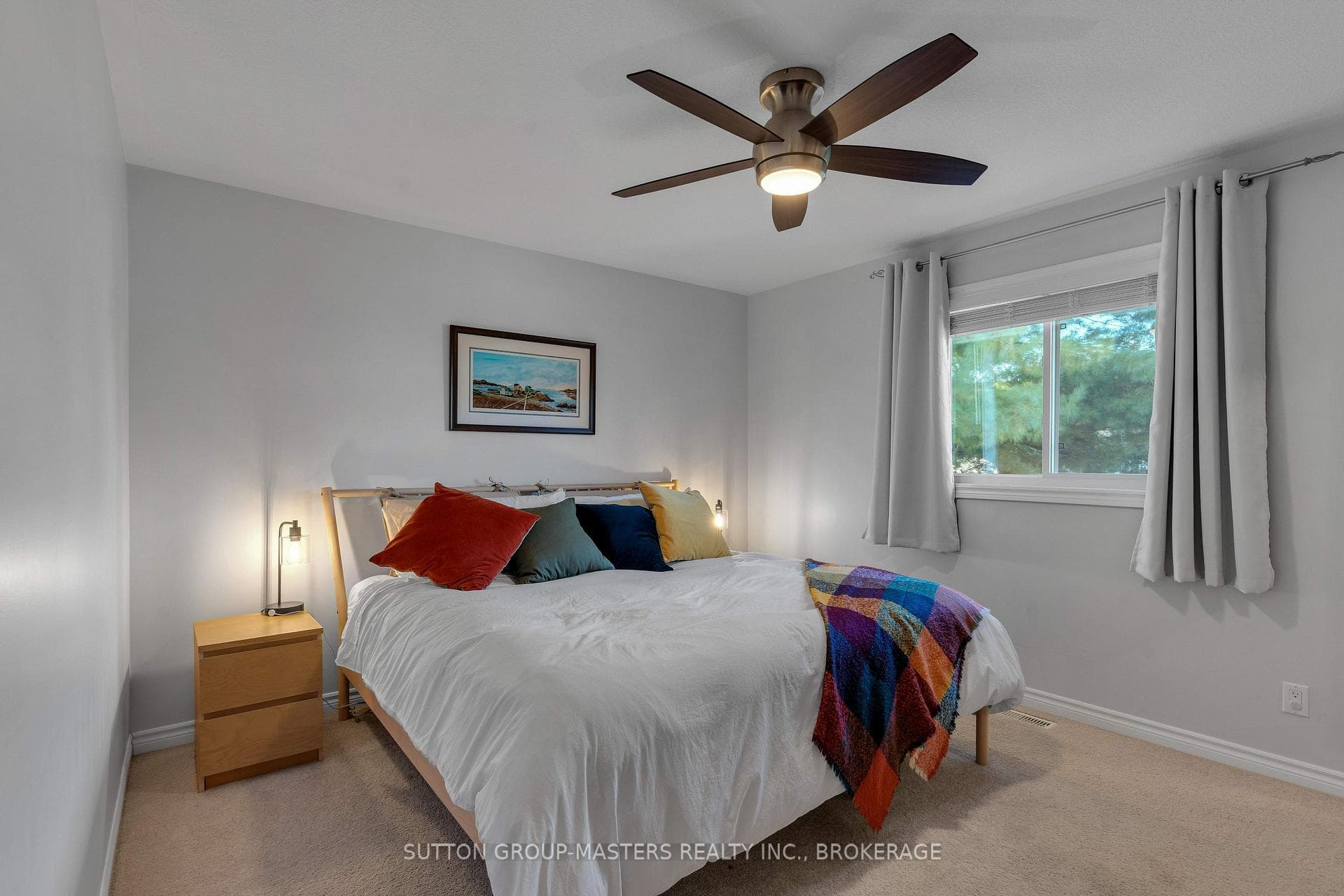 1287 Leyton Avenue photo 17