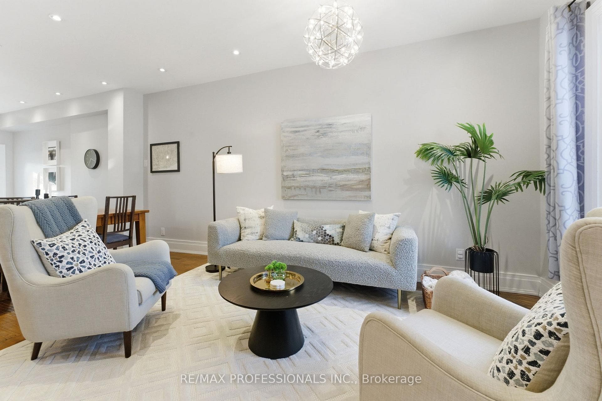 670 Beresford Avenue photo 4