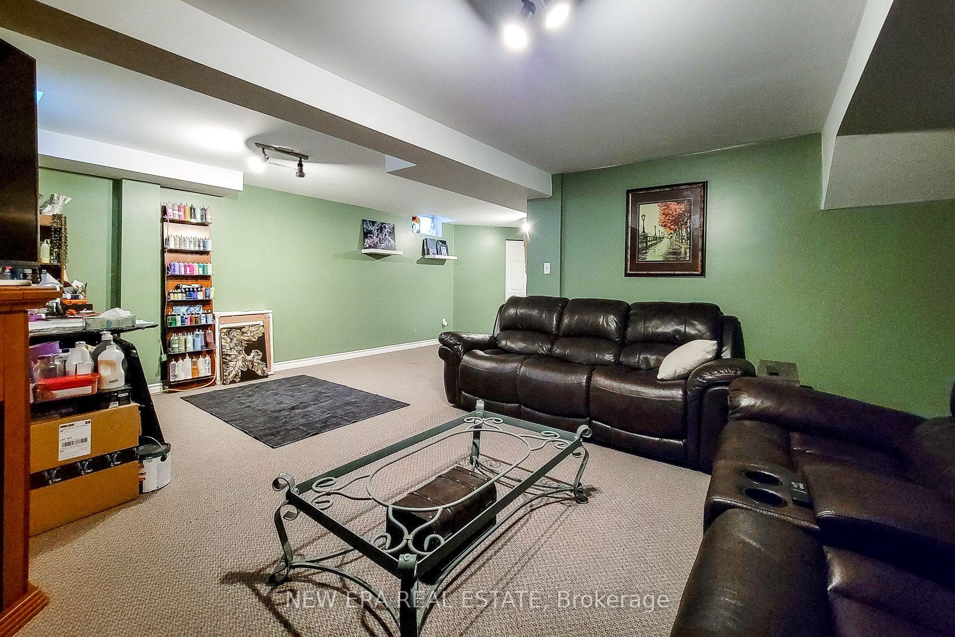 146 Locheed Drive photo 39