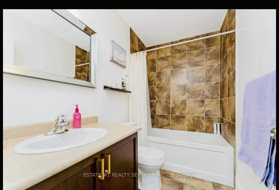 59 Dunley Crescent photo 16