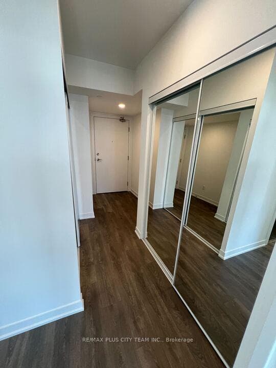 82 Dalhousie Street Unit 3812 photo 2