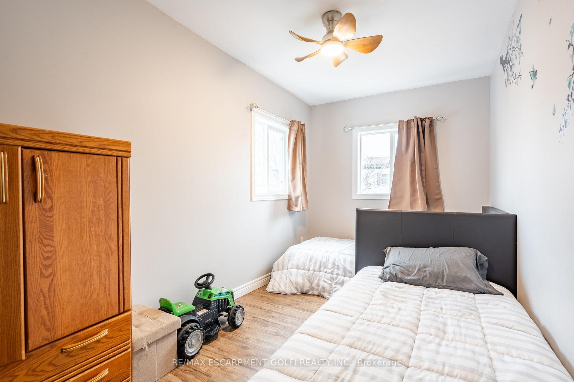 4588 Martha Lane photo 17