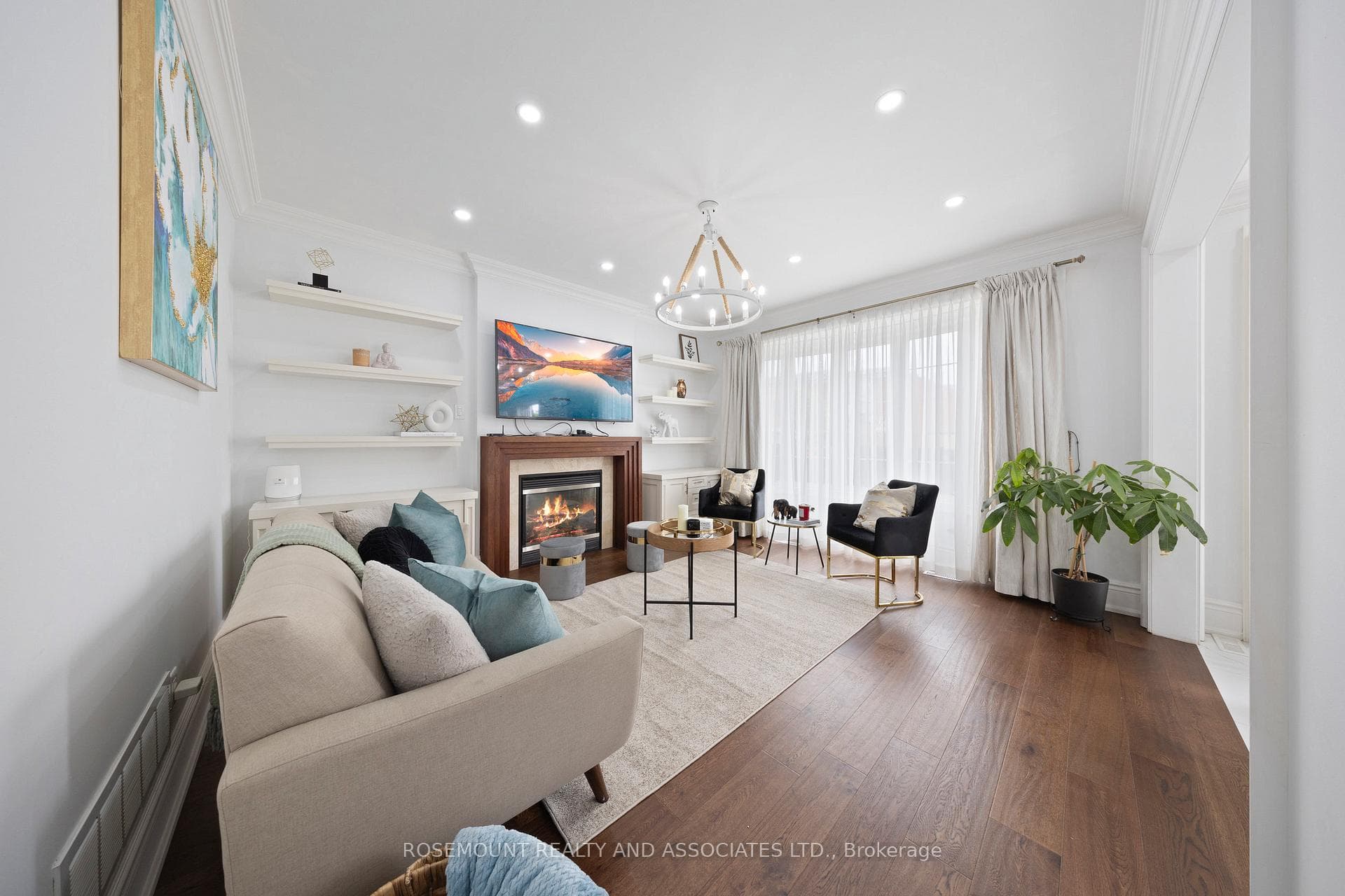 6 Isabella Garden Lane photo 6