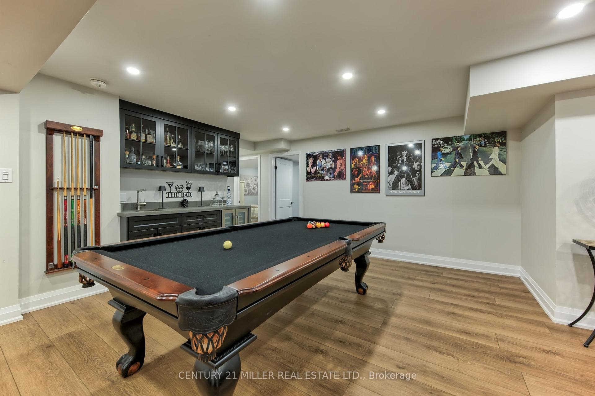 108 Winston Street photo 25