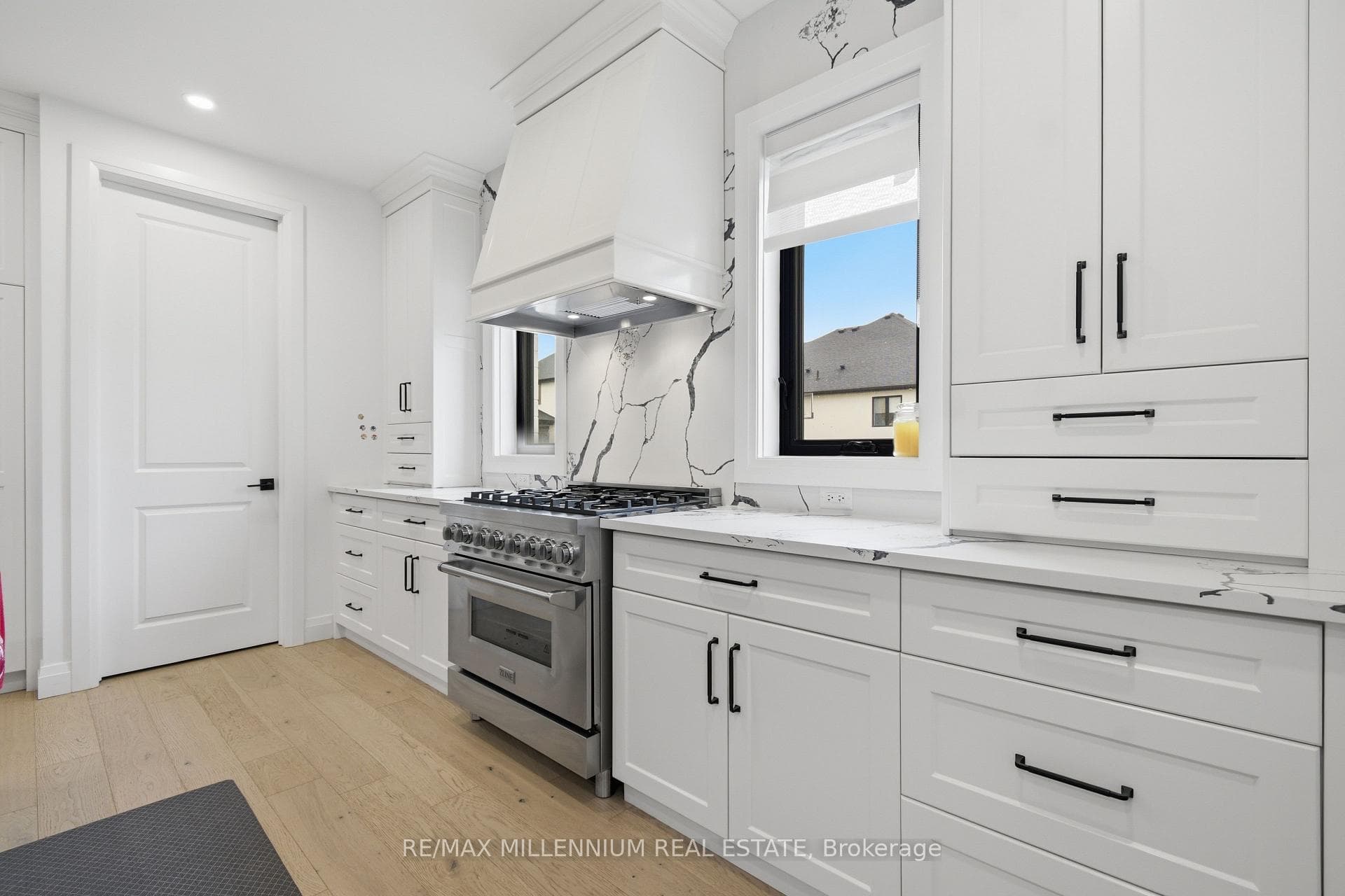 332 Christine Avenue photo 12