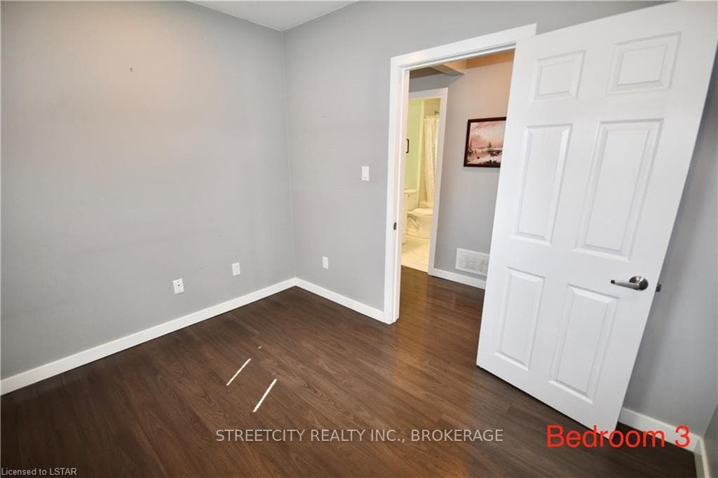 516 HIGHBURY Avenue photo 23