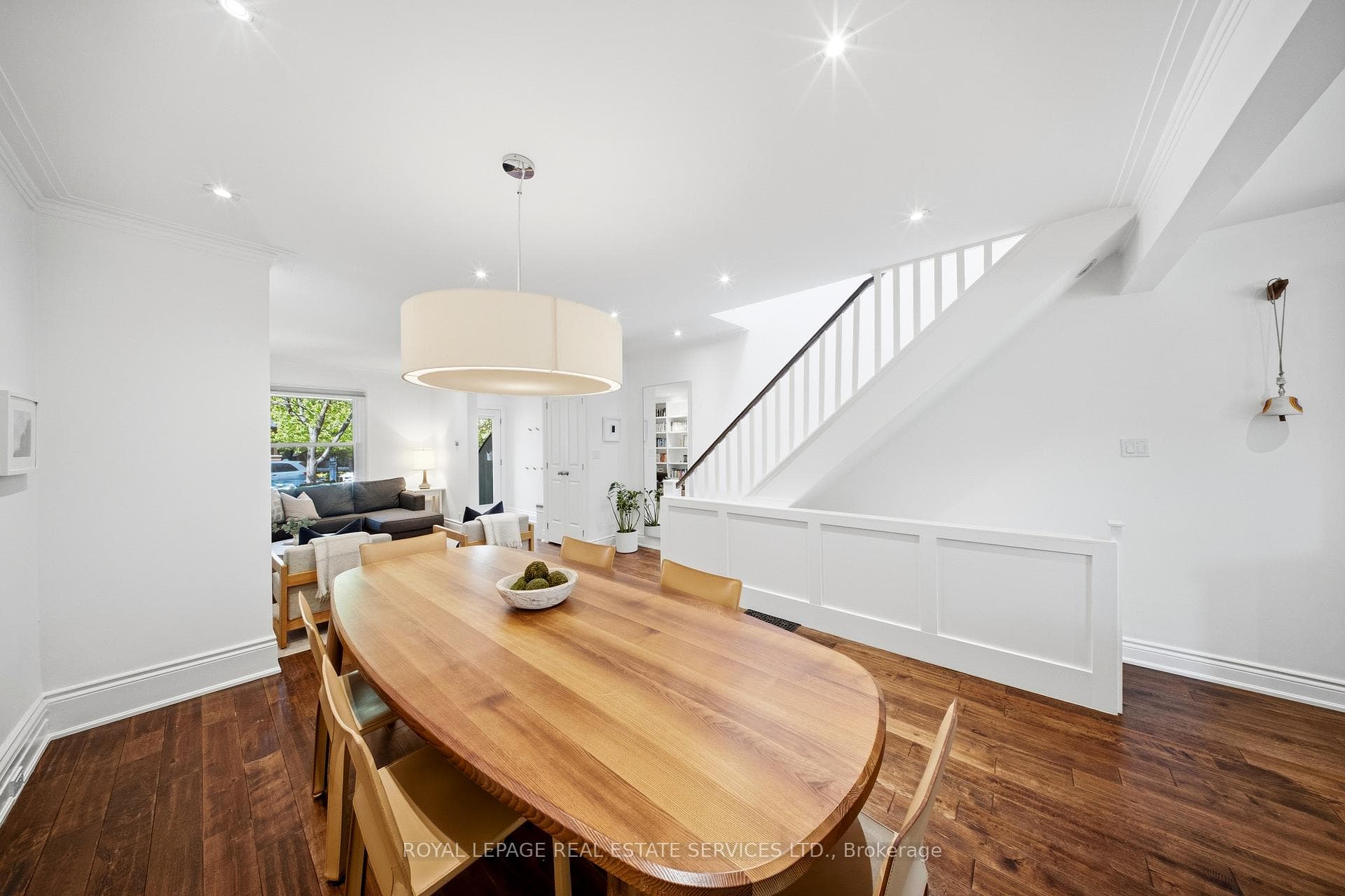 473 Beresford Avenue photo 7