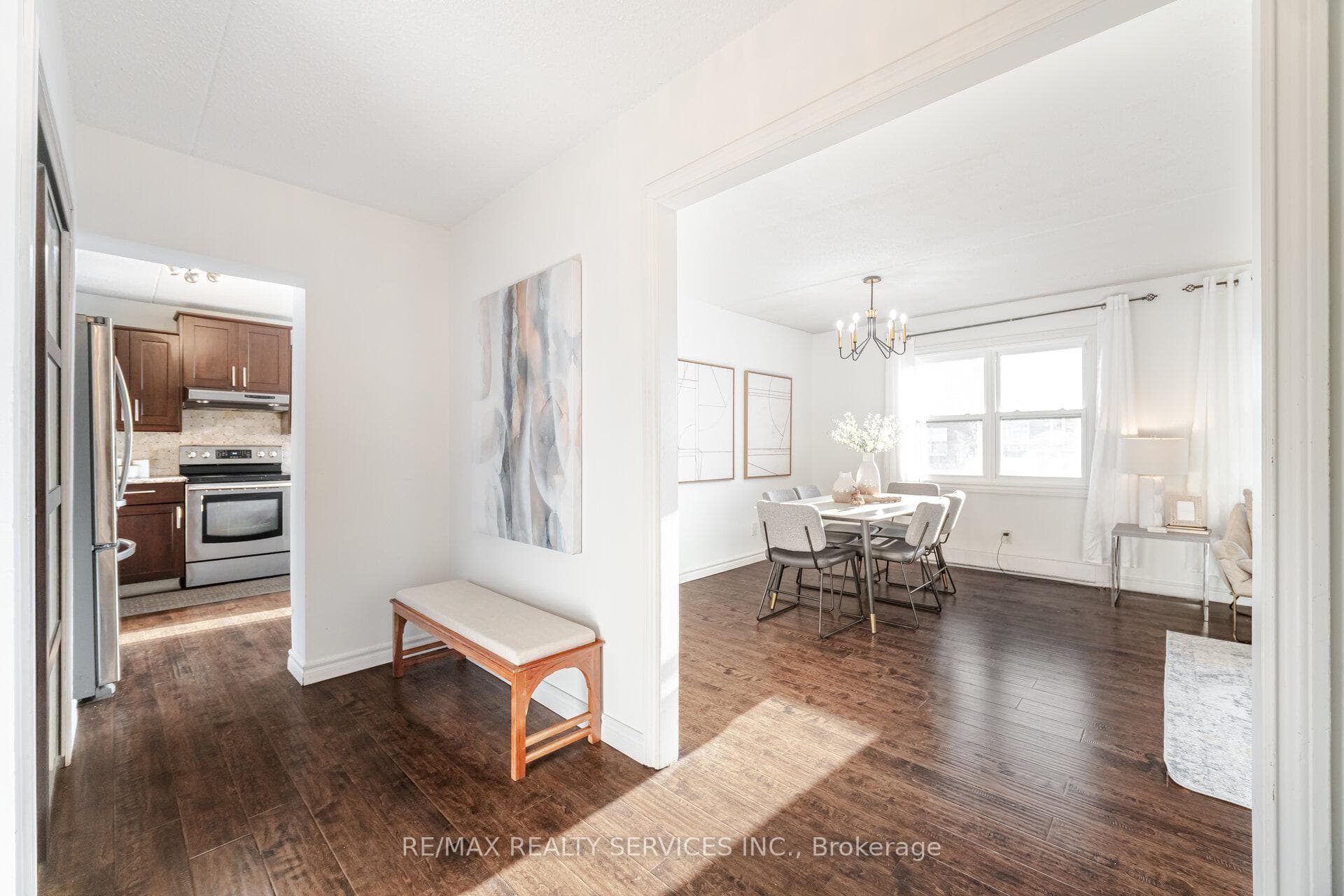 580 Mary Street Unit 223 photo 4