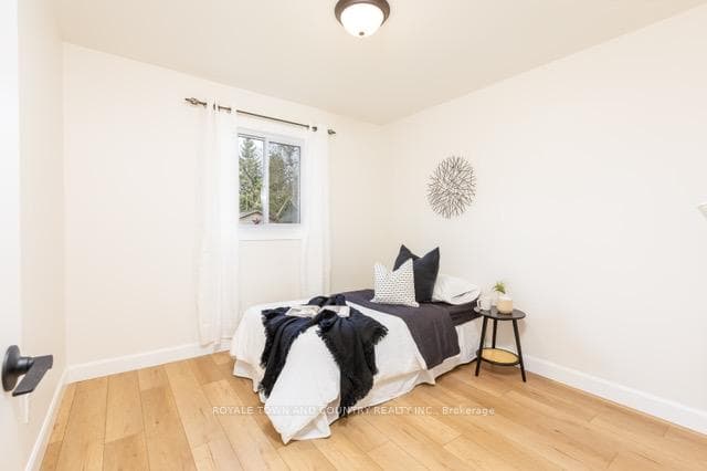 102 Maple Avenue photo 12