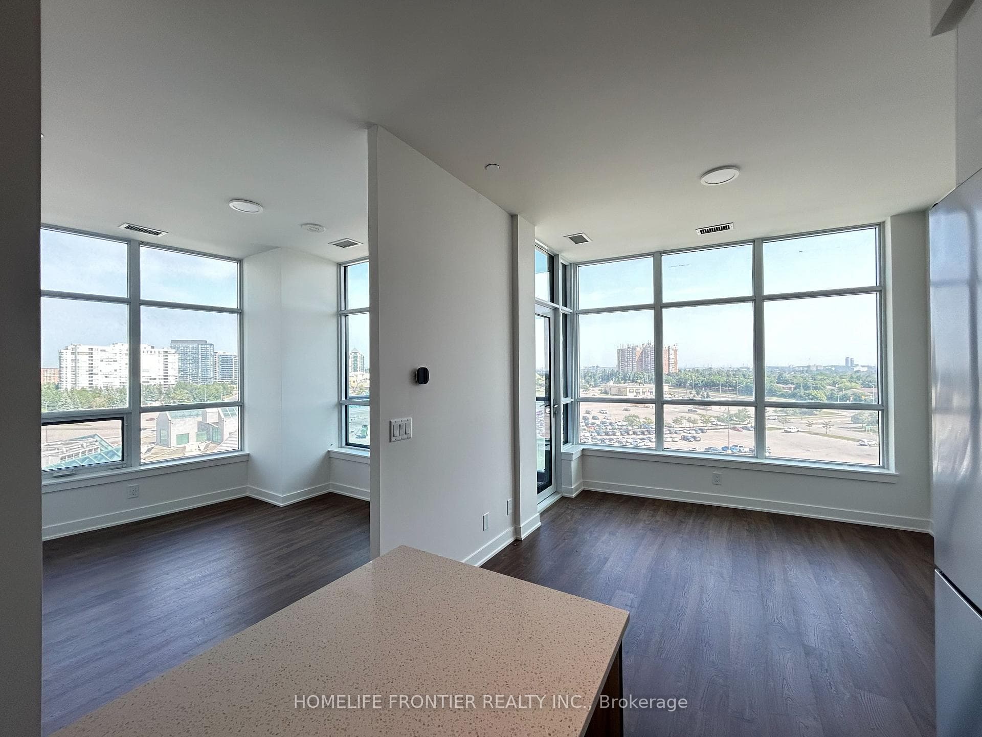 50 Upper Mall Way Unit 729B photo 18