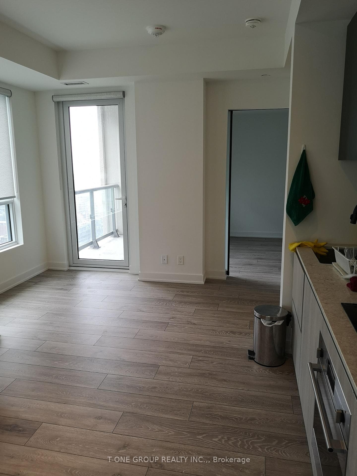 108 Peter St Street Unit 3306 photo 3