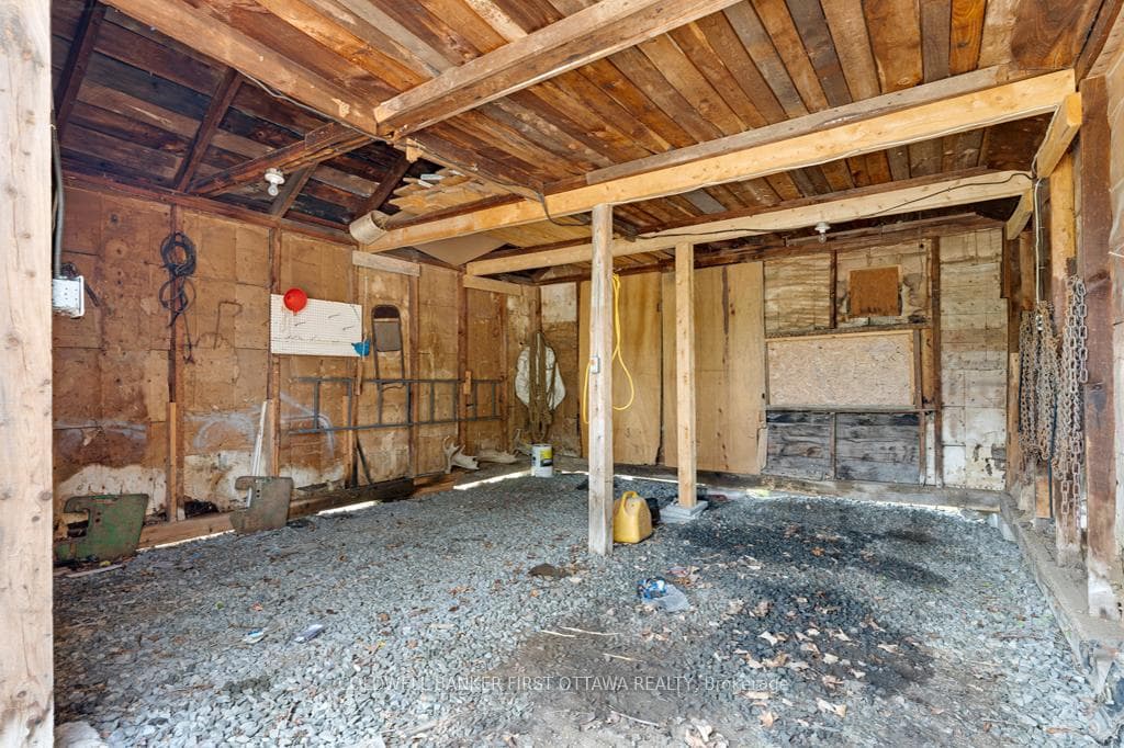 1373 Flower Station Road photo 34