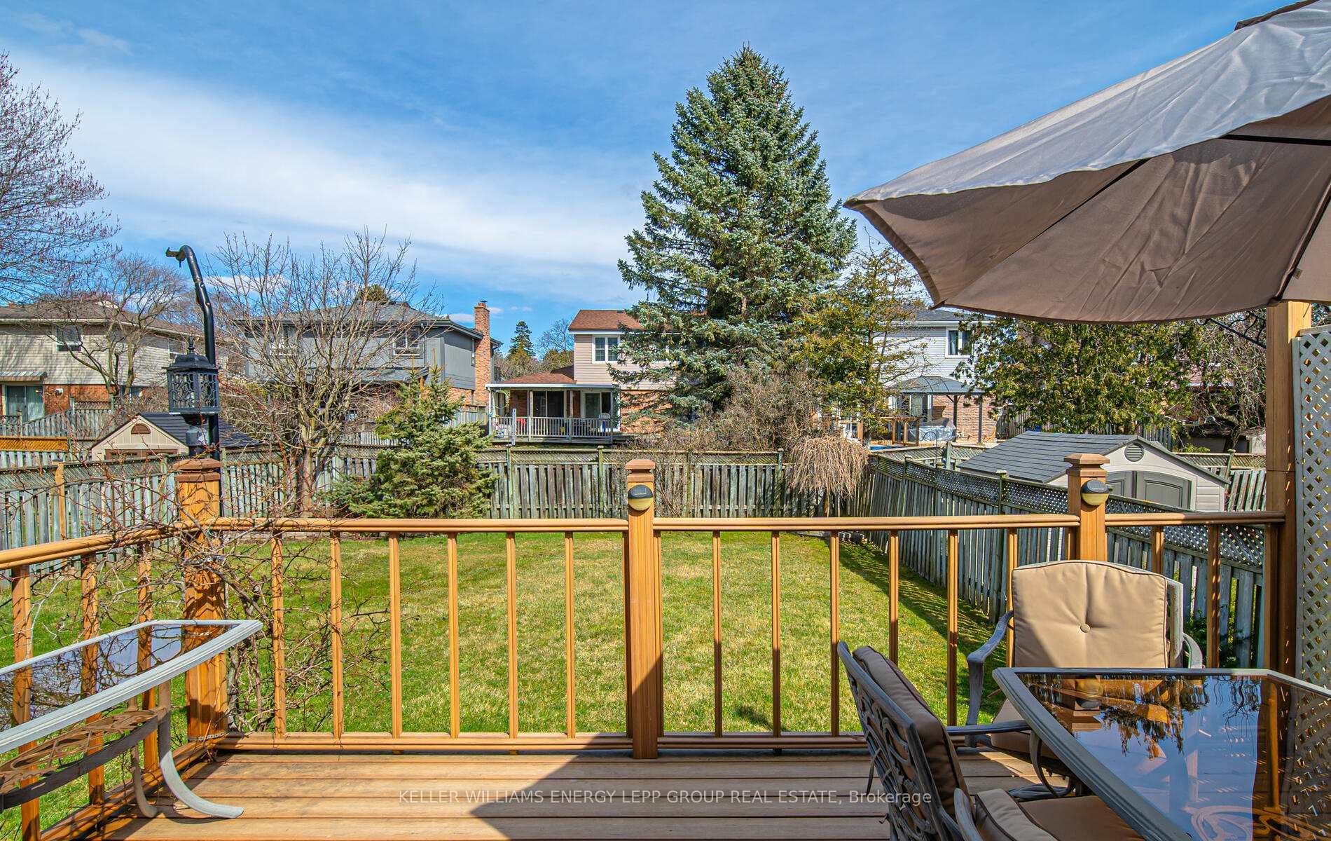 1807 Bronte Square photo 33